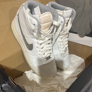 Size 9 NIKE AF1 SCULPT